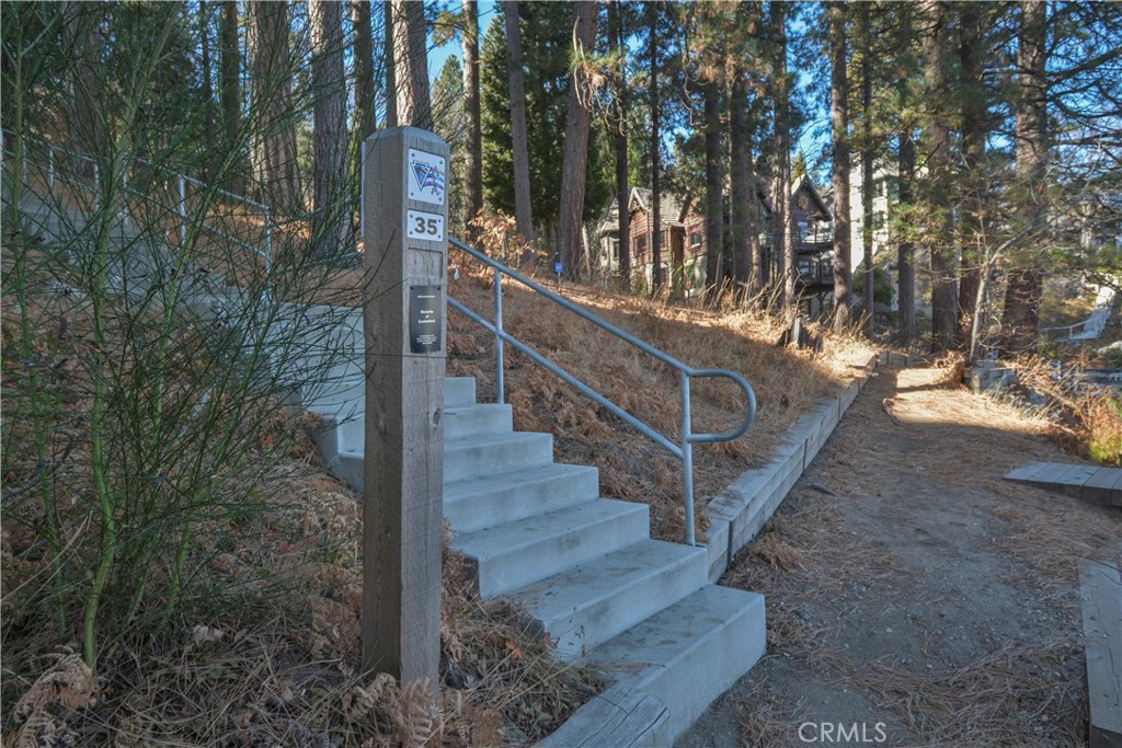 0 Mbm 6 Slip 6 Property Photo 9