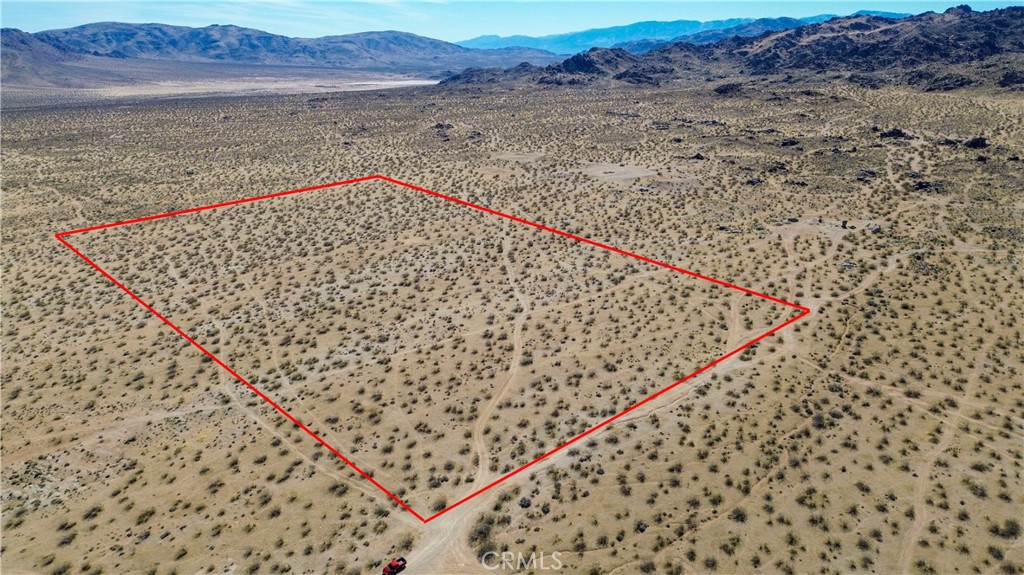 1 Via Vista Property Photo 3