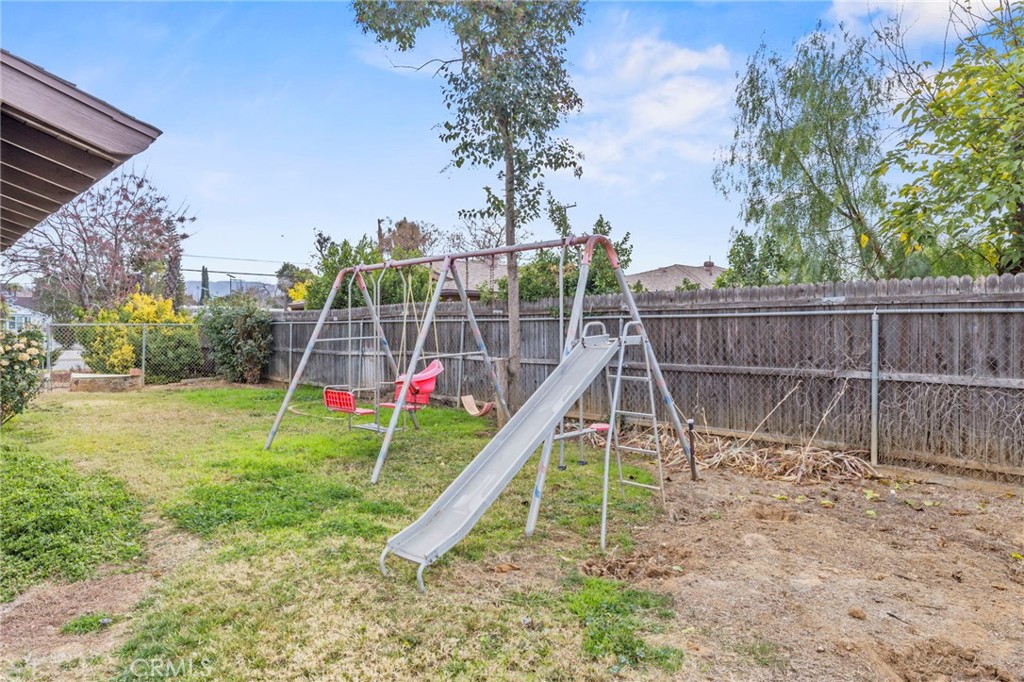 12806 7th Street Property Photo 34