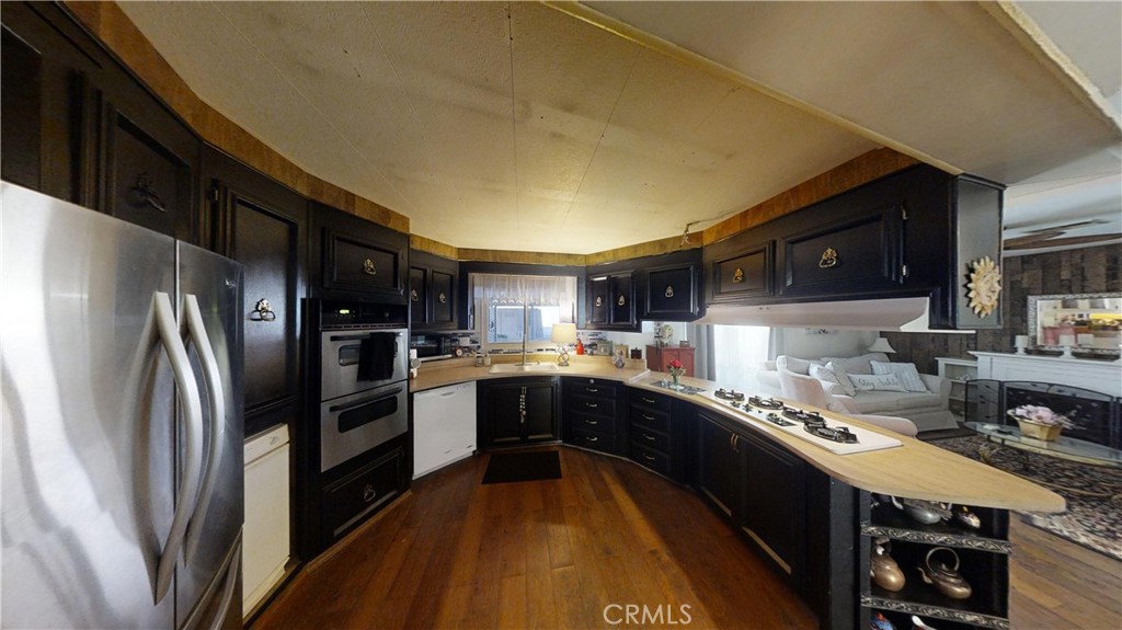 35218 Fir Avenue 27 Property Photo 5