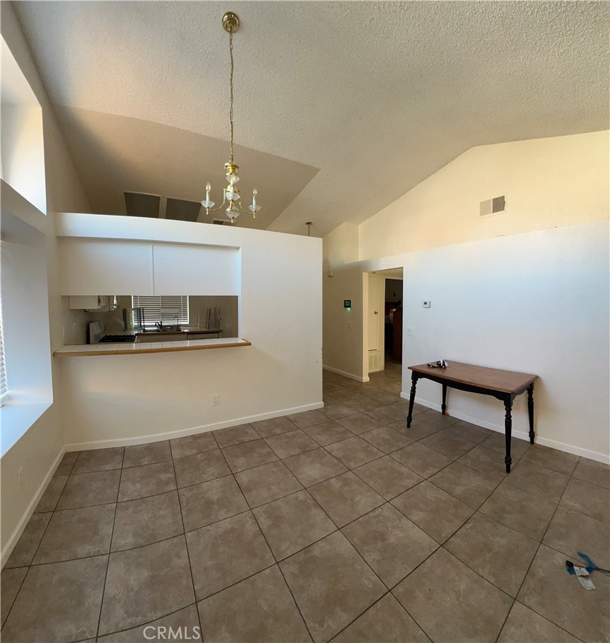 1562 Remembrance Drive Property Photo 8
