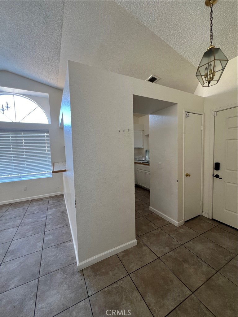1562 Remembrance Drive Property Photo 10