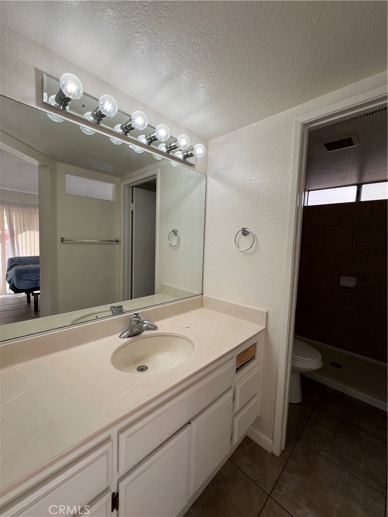1562 Remembrance Drive Property Photo 11