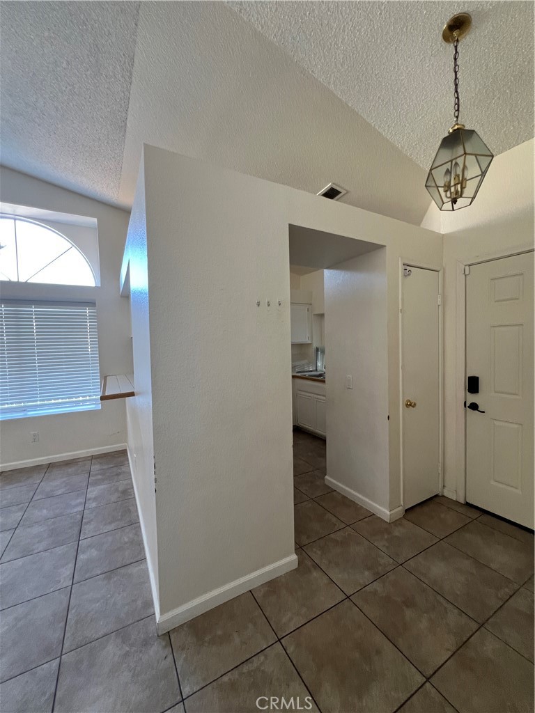 1562 Remembrance Drive Property Photo 13