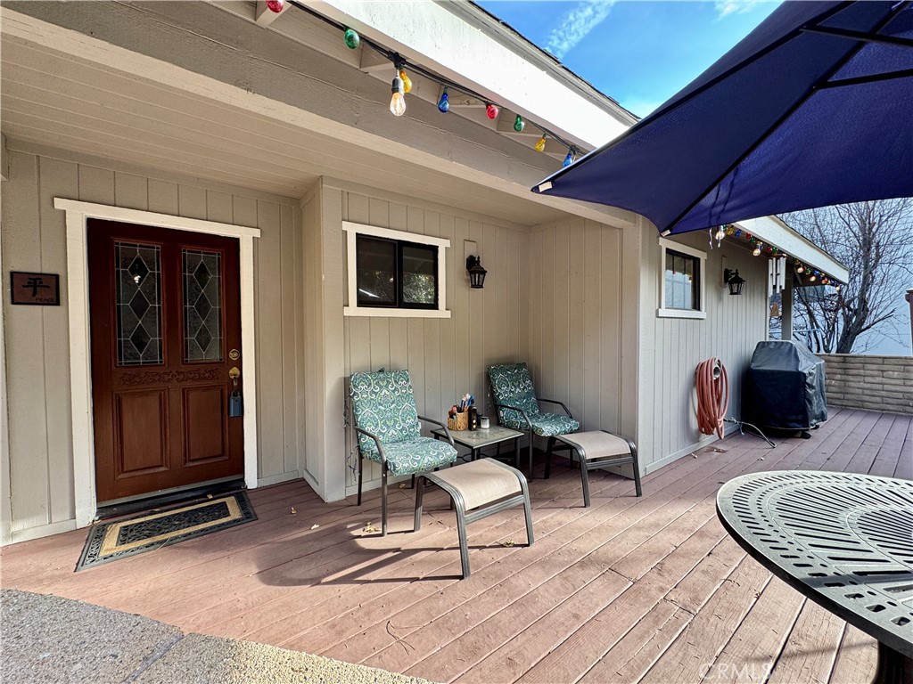 905 Madera Lane Property Photo 3