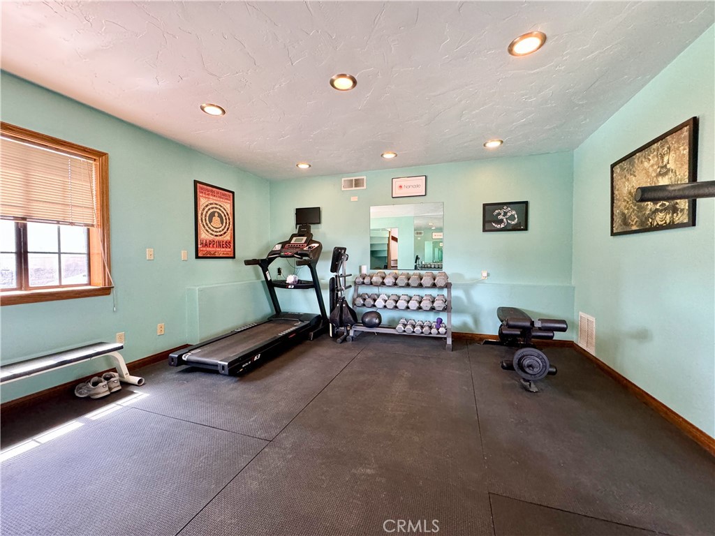905 Madera Lane Property Photo 32