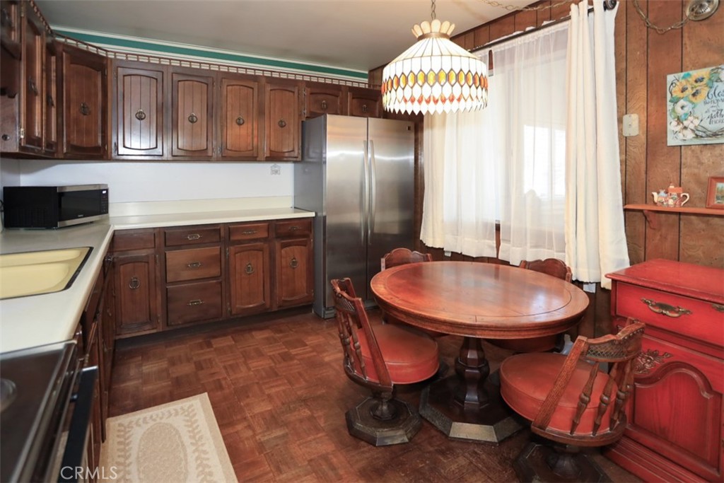 501 W Sherwood Boulevard Property Photo 10