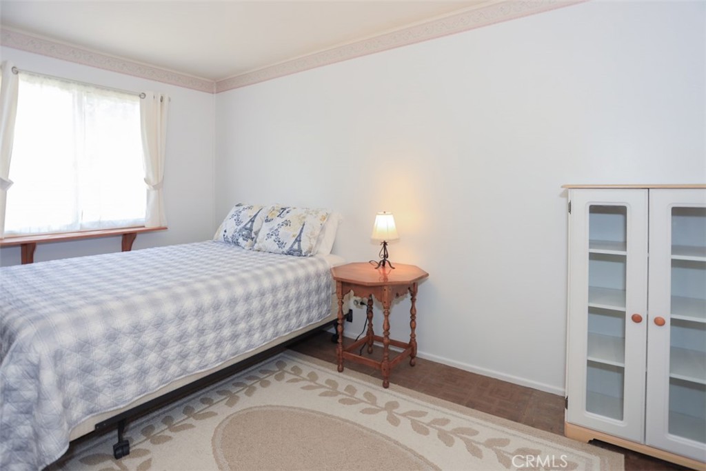 501 W Sherwood Boulevard Property Photo 18
