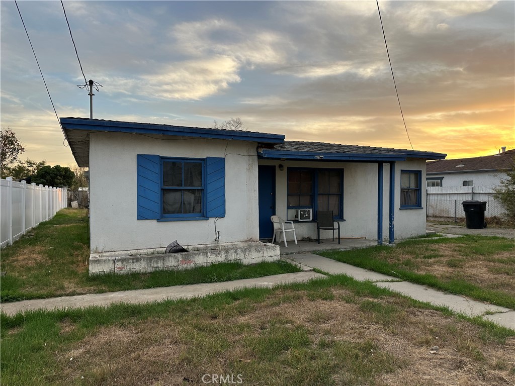 14989 Hibiscus Avenue Property Photo 3