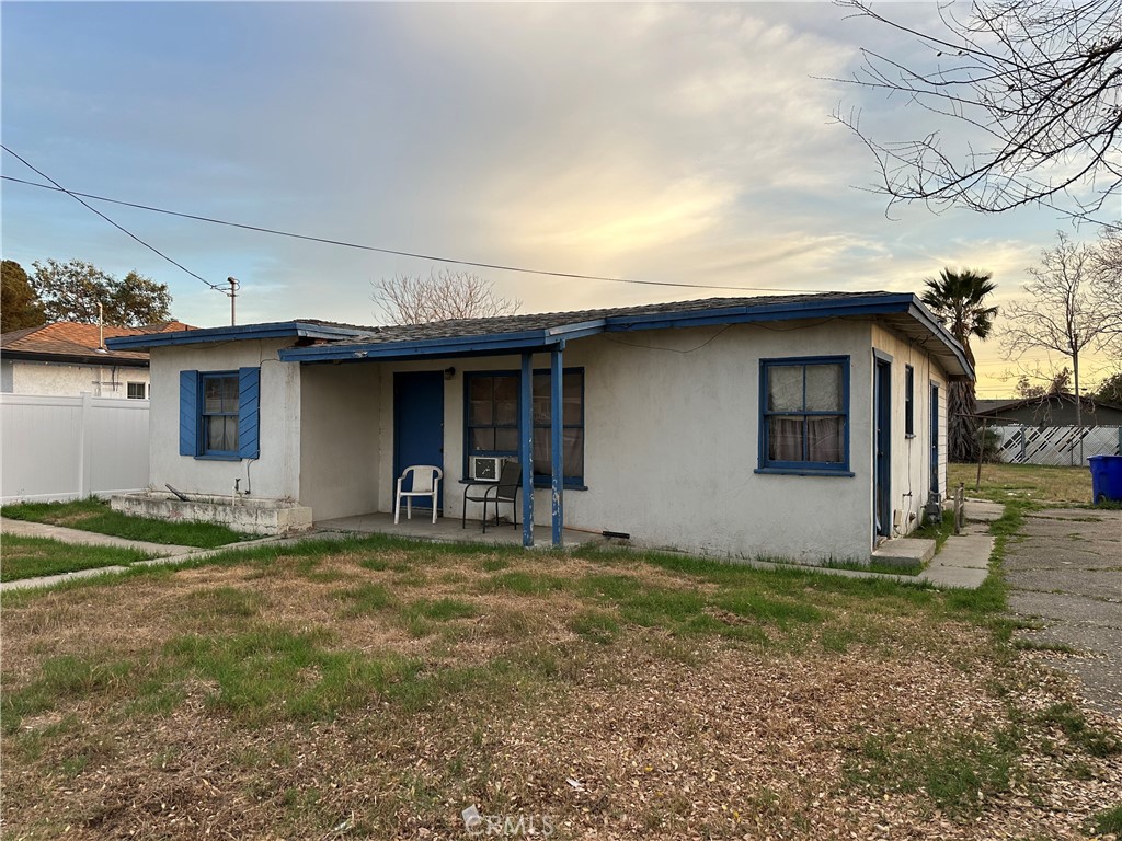 14989 Hibiscus Avenue Property Photo 5