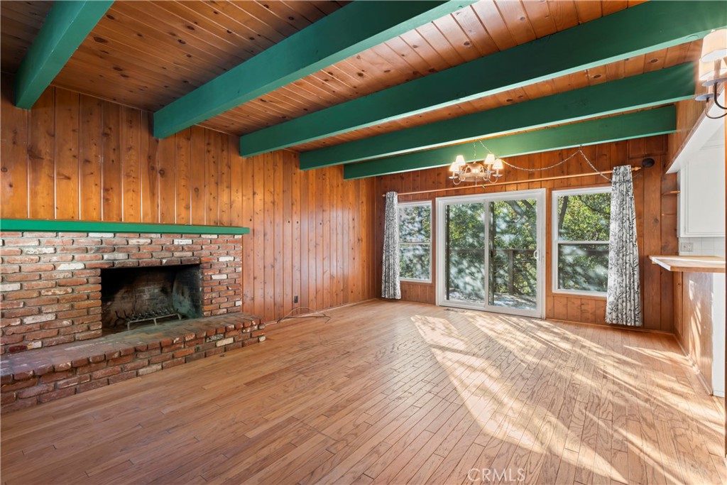 1184 Nadelhorn Drive Property Photo 8