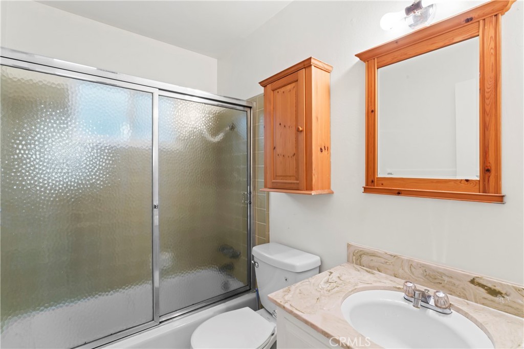 1184 Nadelhorn Drive Property Photo 15