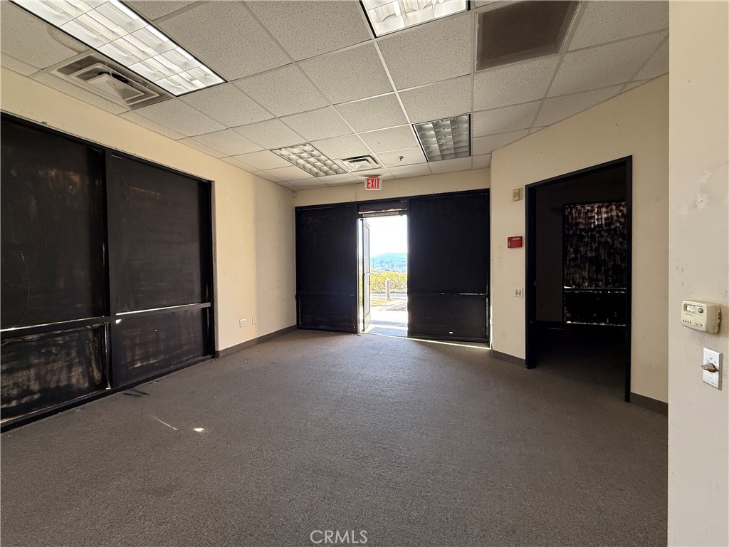 19437 Newhall Street Property Photo 3