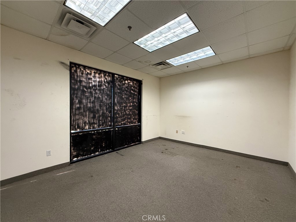 19437 Newhall Street Property Photo 4