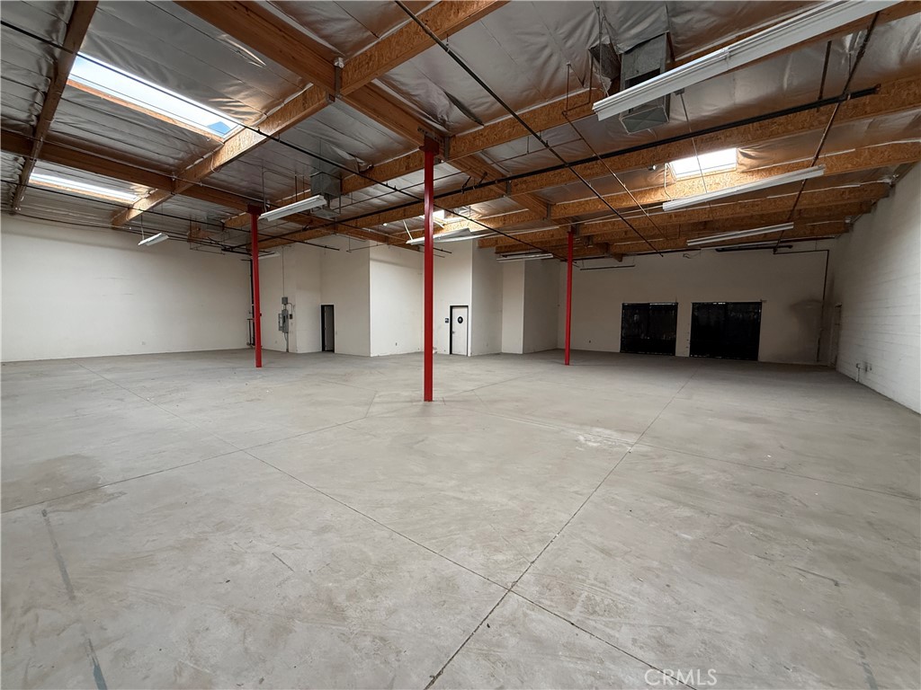 19391 Newhall Street Property Photo 3