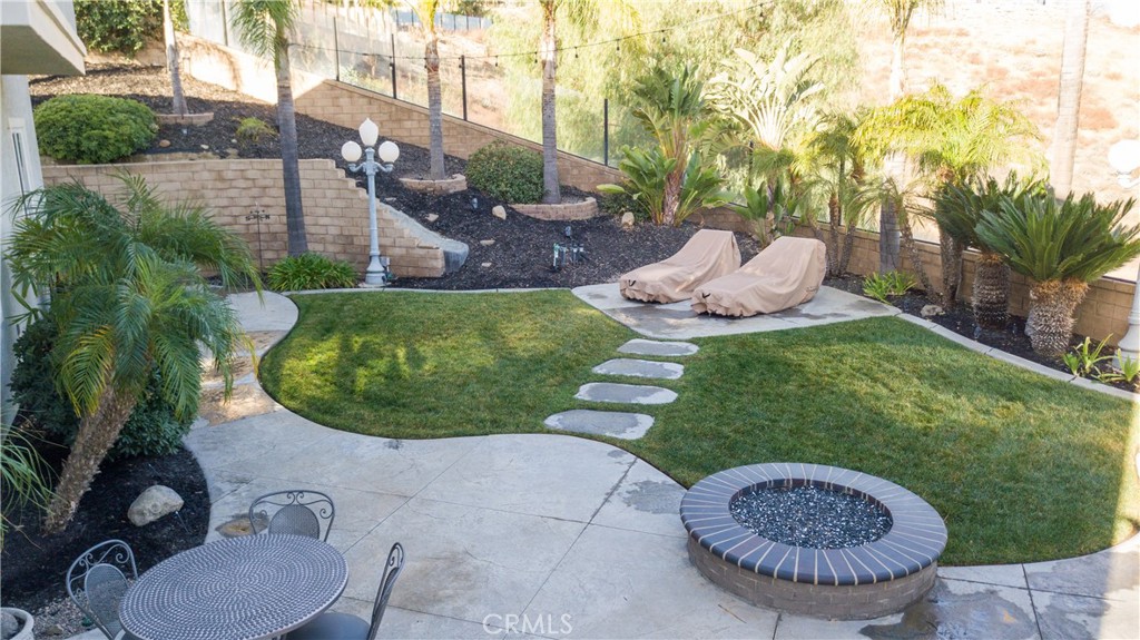 8832 Gentle Wind Drive Property Photo 8