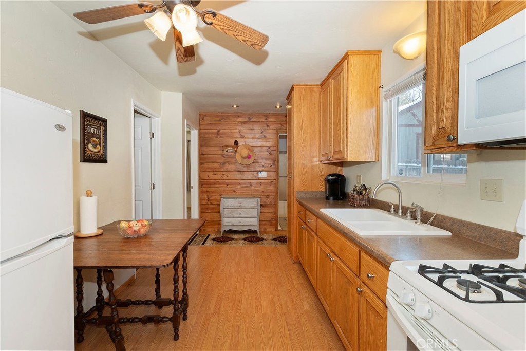 743 Spruce Lane Property Photo 14