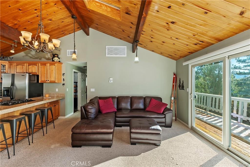 367 Curly Drive Property Photo 13