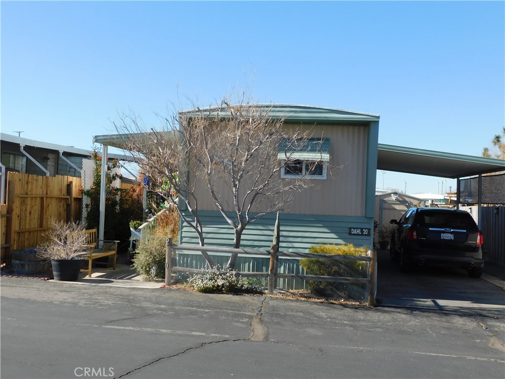 8566 Santa Fe Ave E 20 Property Photo 1