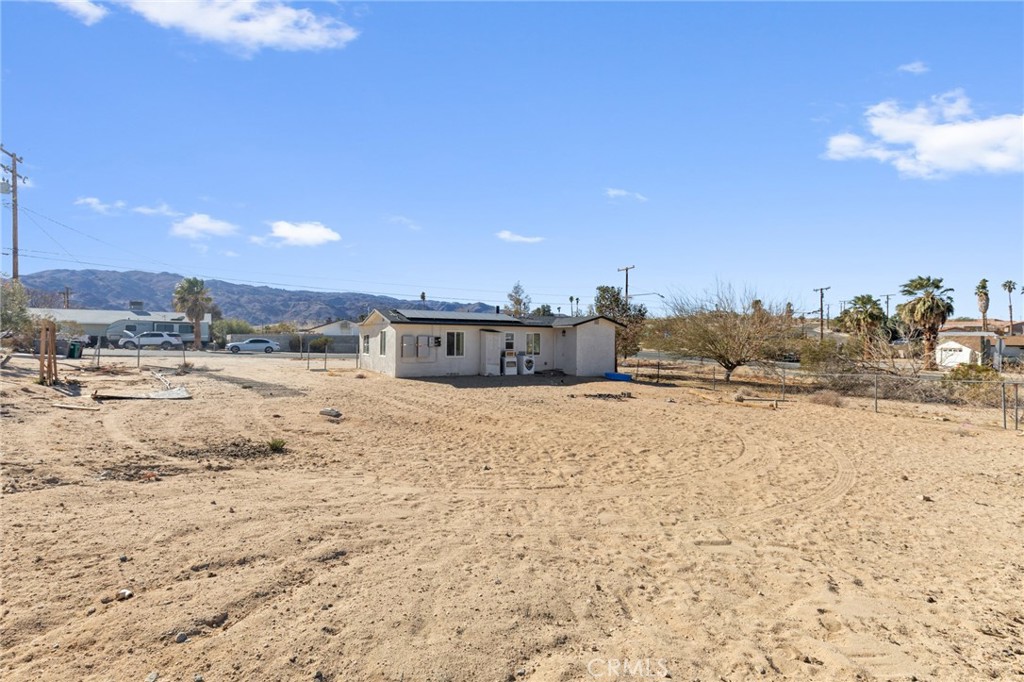 73562 Desert Trail Drive Property Photo 32