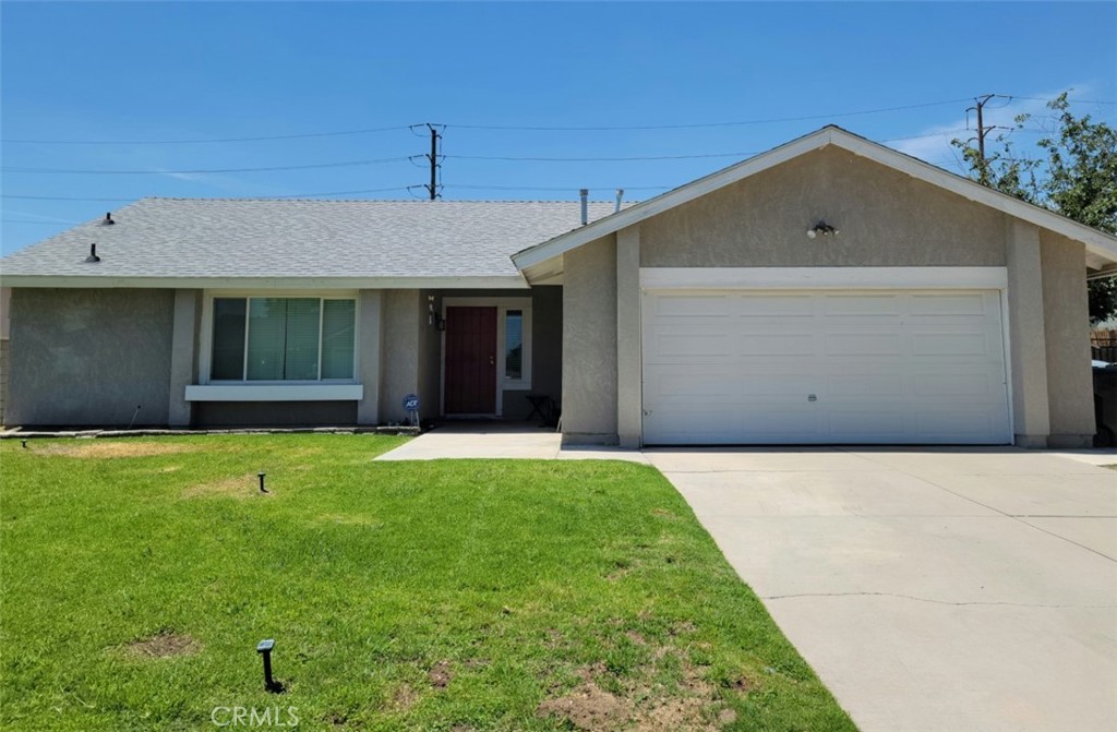 5542 Aster Street Property Photo