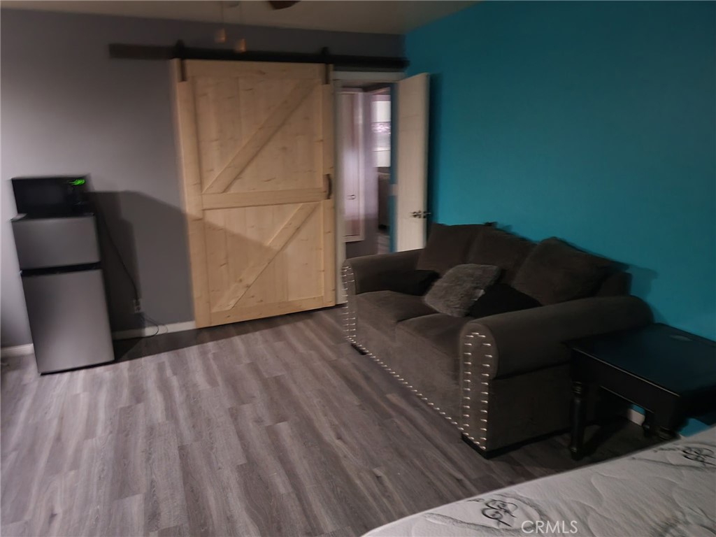 5542 Aster Street Property Photo 9