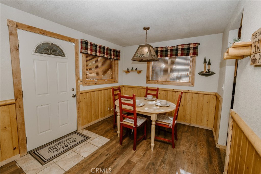 844 Victoria Property Photo 7