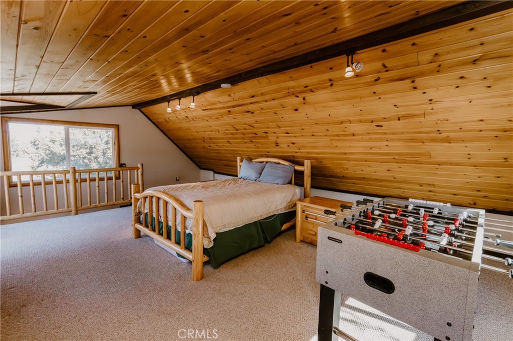 844 Victoria Property Photo 11