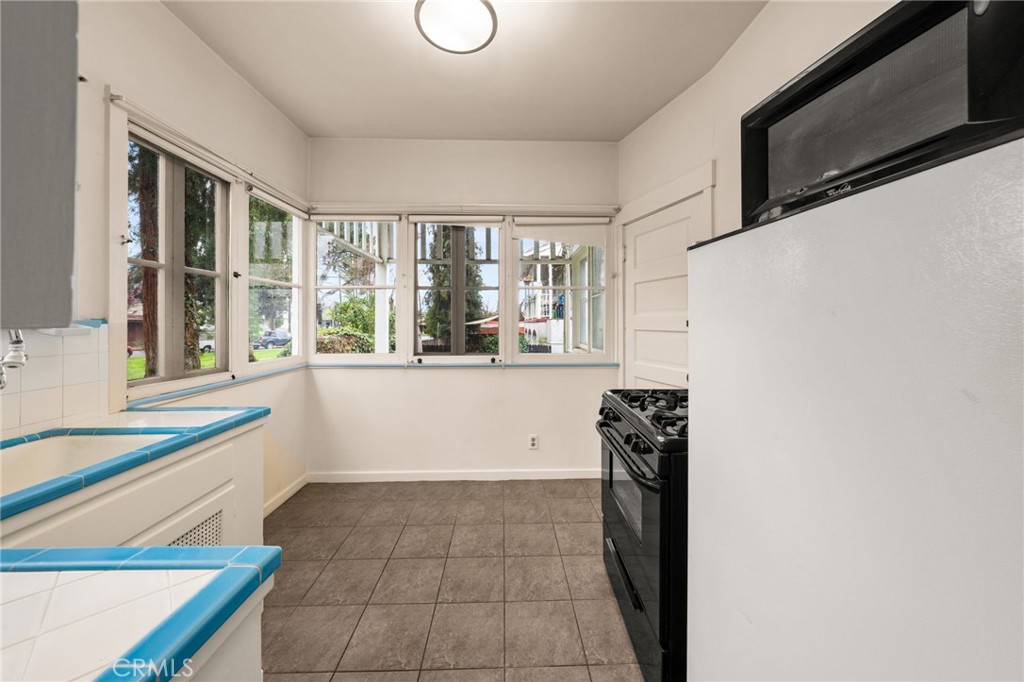 24 Grant Street Property Photo 25