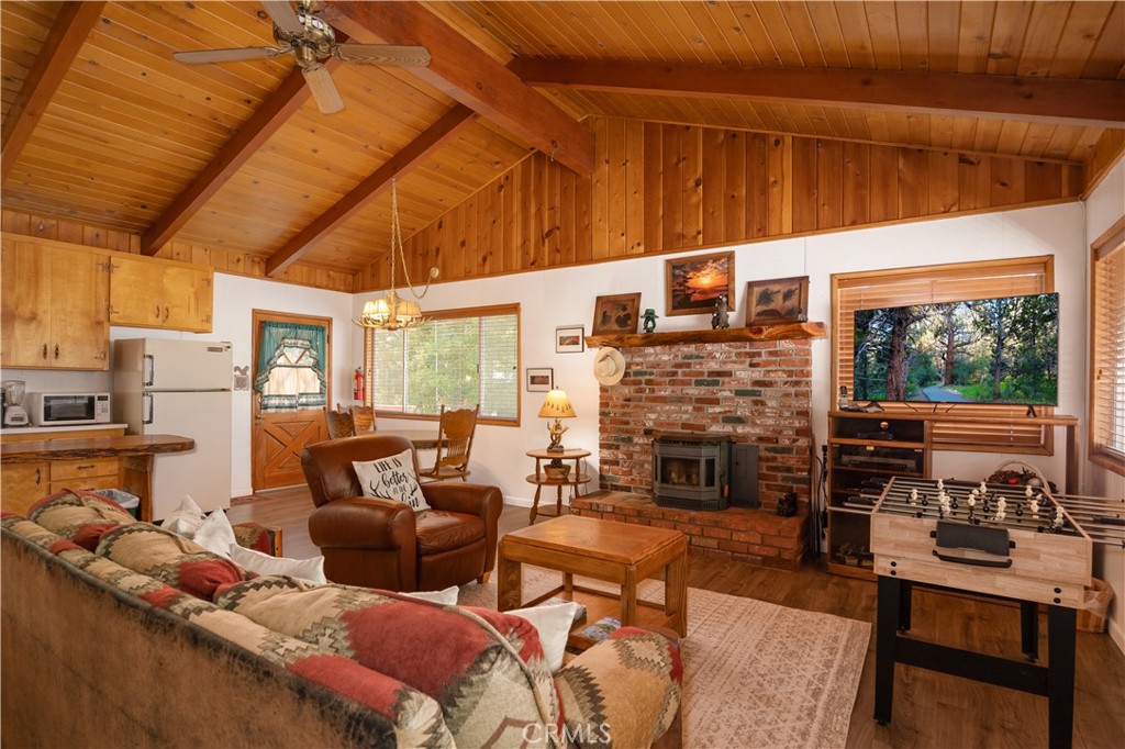 43289 Bow Canyon Road Property Photo 3