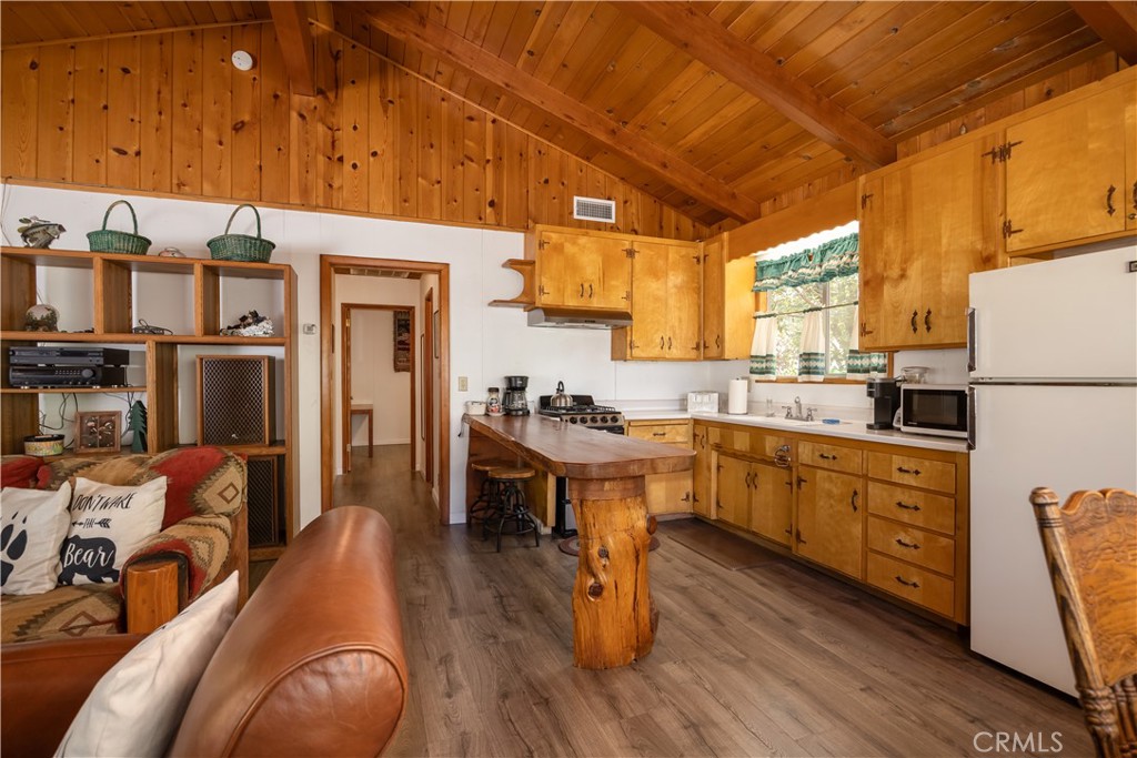 43289 Bow Canyon Road Property Photo 12