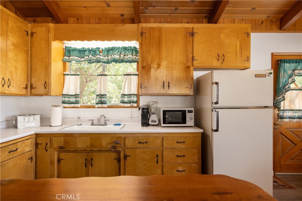 43289 Bow Canyon Road Property Photo 15