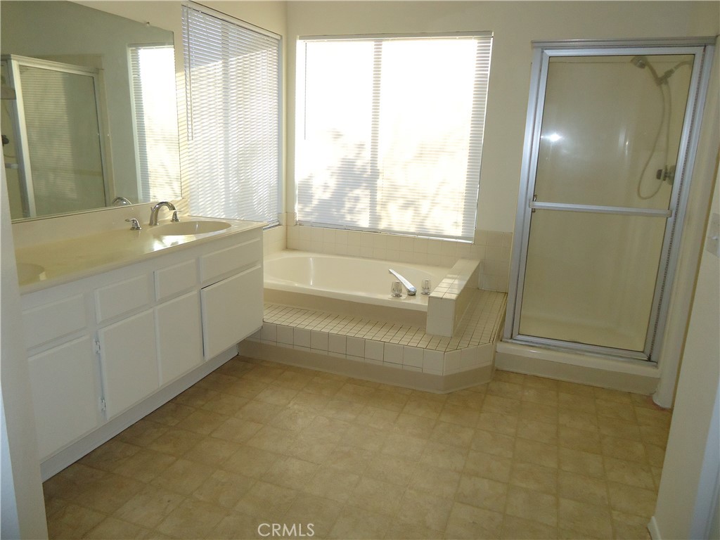 30656 3rd Ave Property Photo 11