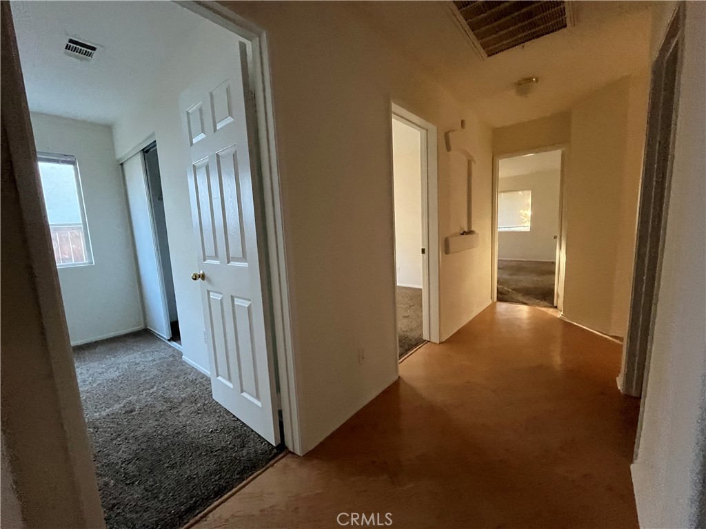 1555 Evergreen Avenue Property Photo 10