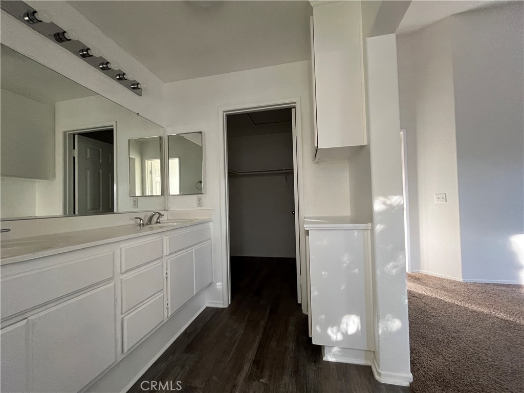 1555 Evergreen Avenue Property Photo 15