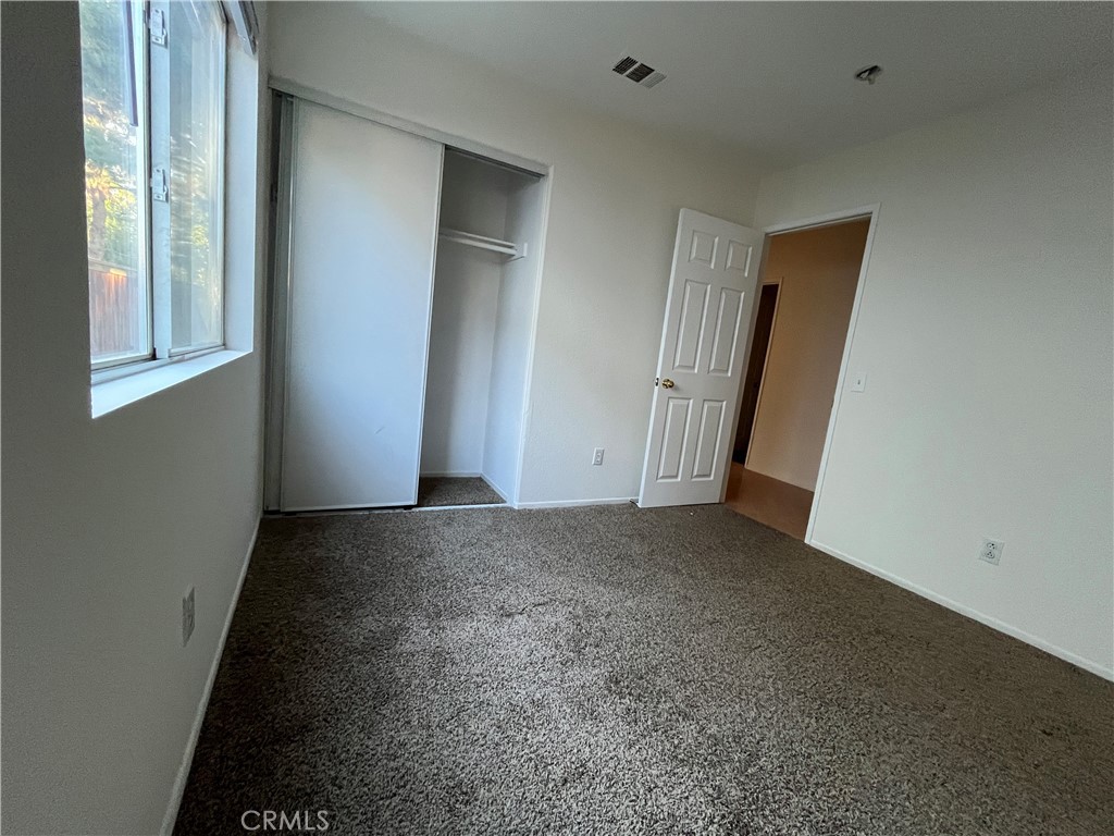 1555 Evergreen Avenue Property Photo 18