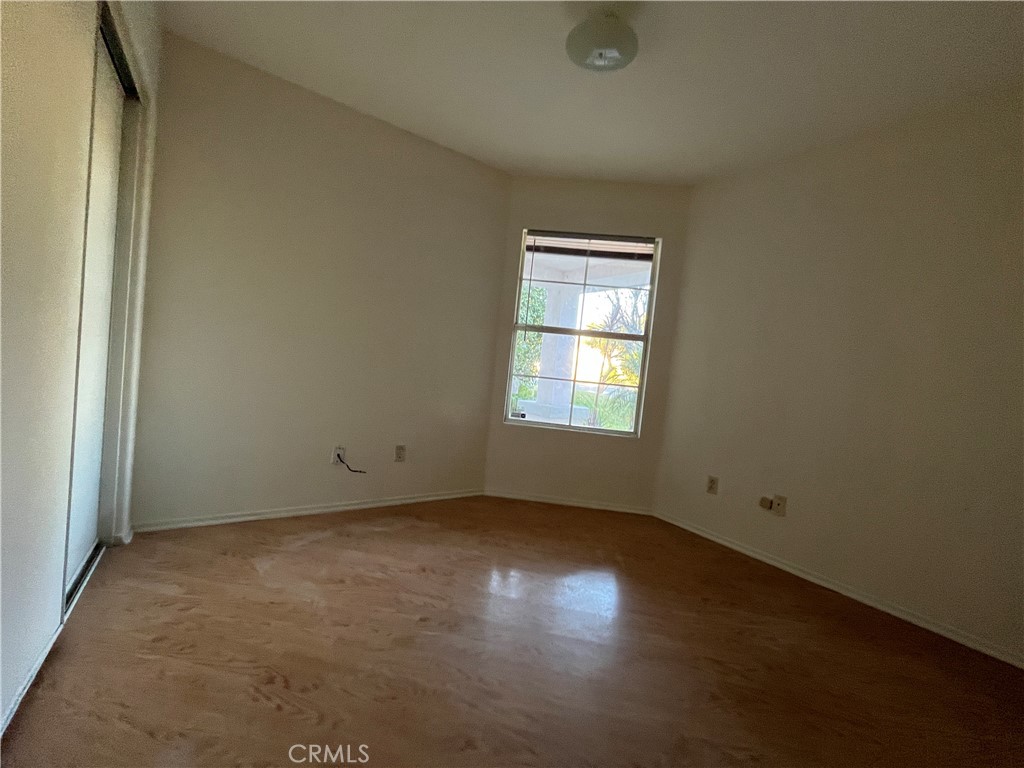1555 Evergreen Avenue Property Photo 21