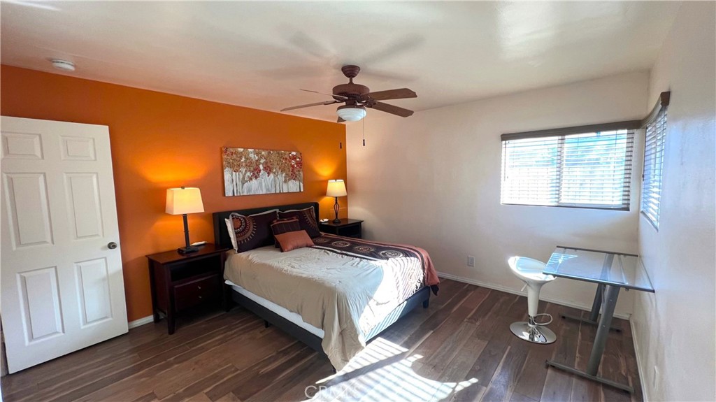 585 Calle Abronia S B Property Photo 14