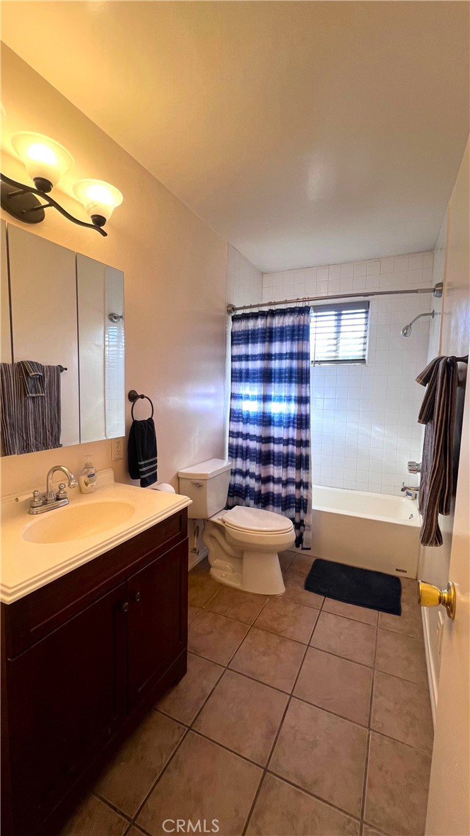 585 Calle Abronia S B Property Photo 15