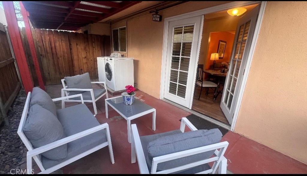 585 Calle Abronia S B Property Photo 16
