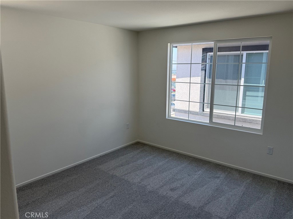 2215 Spring Meadow Court Property Photo 4