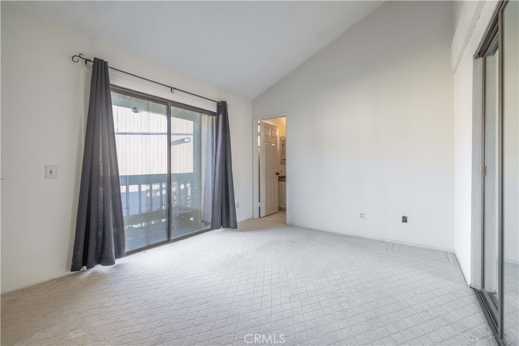760 Blue Jay Road 34 Property Photo 12