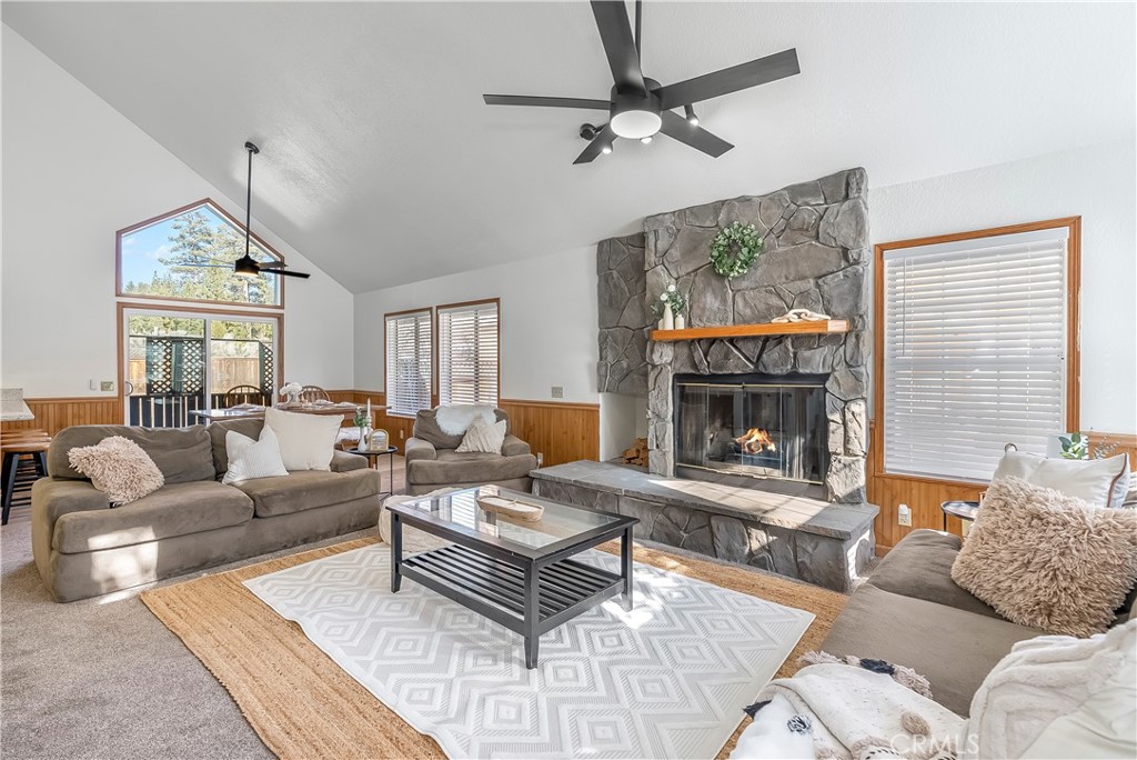 43144 Moonridge Road Property Photo 3
