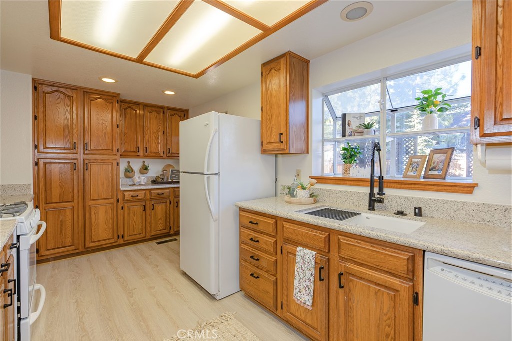 43144 Moonridge Road Property Photo 8