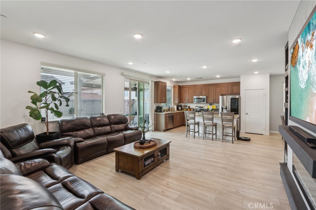 6030 Reed Place Property Photo 3