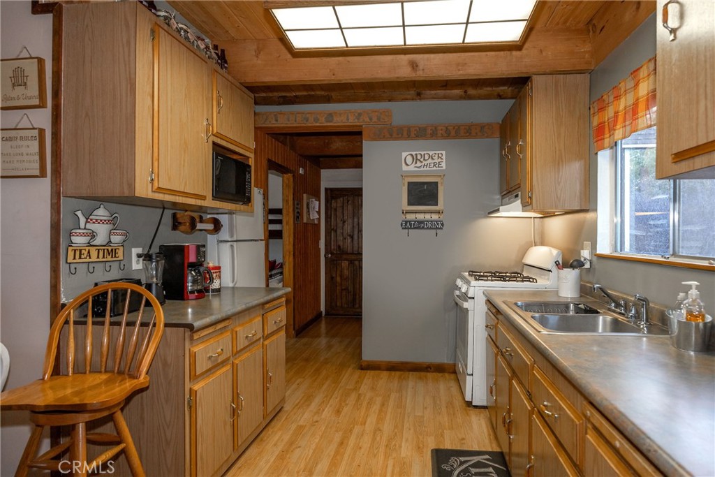 882 Pine Lane Property Photo 14