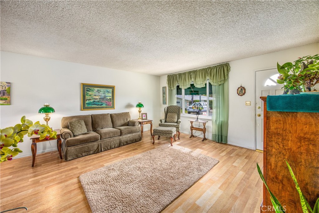 11655 Calvin Street Property Photo 6