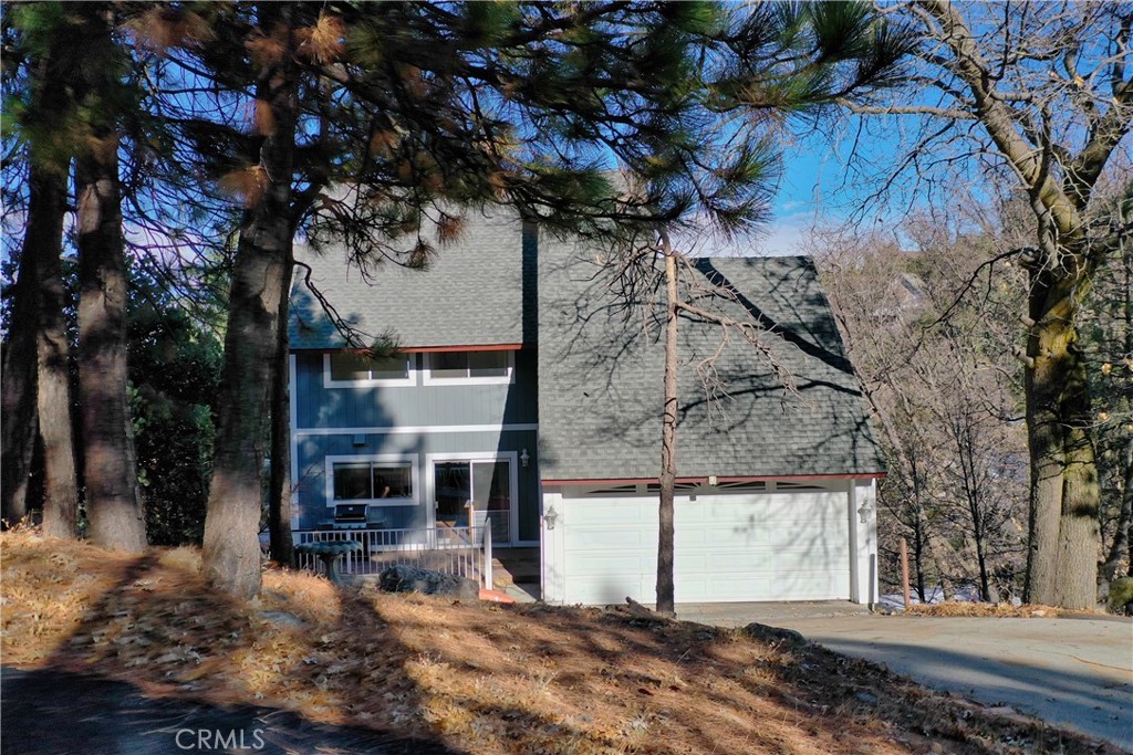 1284 Cortina Drive Property Photo 3