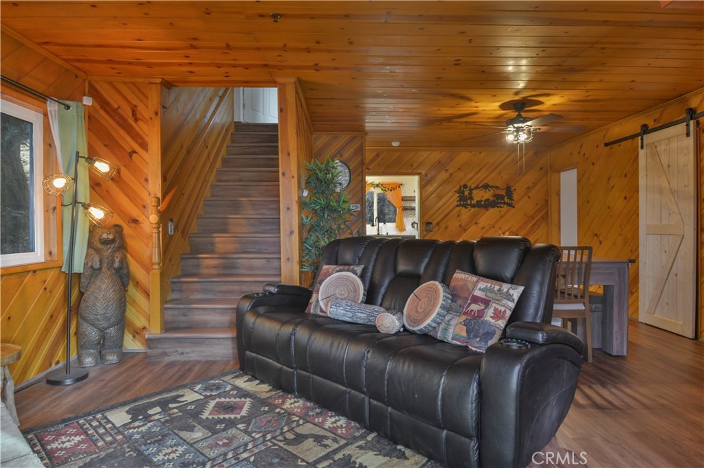 1003 Toll House Property Photo 6