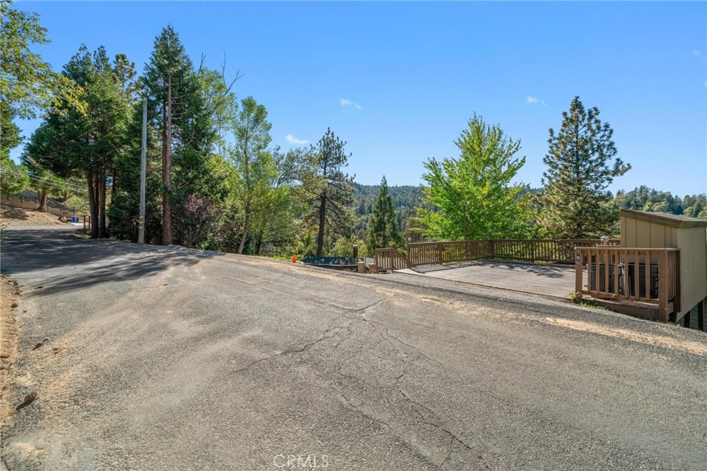 790 Berne Drive Property Photo 3